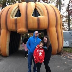 Meet your Posher, Elena